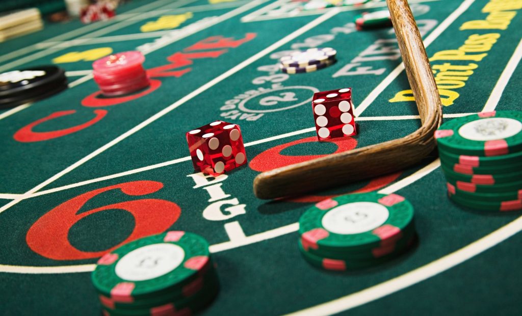 Como fazer um depósito num casino com um cartão bancário.